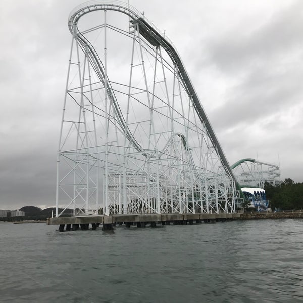 サーフコースター リヴァイアサン Juego Atraccion En Parque Tematico En Yokohama サーフコースター リヴァイアサン Juego Atraccion En Parque Tematico En Yokohama