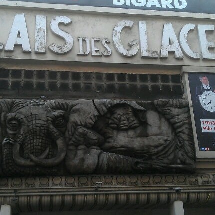 Photo taken at Palais des Glaces by Nas B. on 9/29/2012