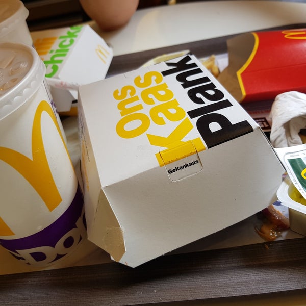 Photo taken at McDonald&#39;s by Iefke V. on 9/13/2019