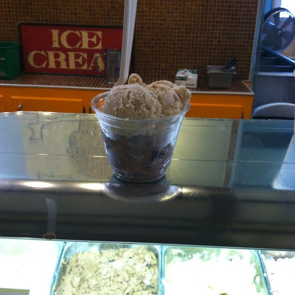 Jake's Ice Cream Old Fourth Ward 37 tips from 1143 visitors