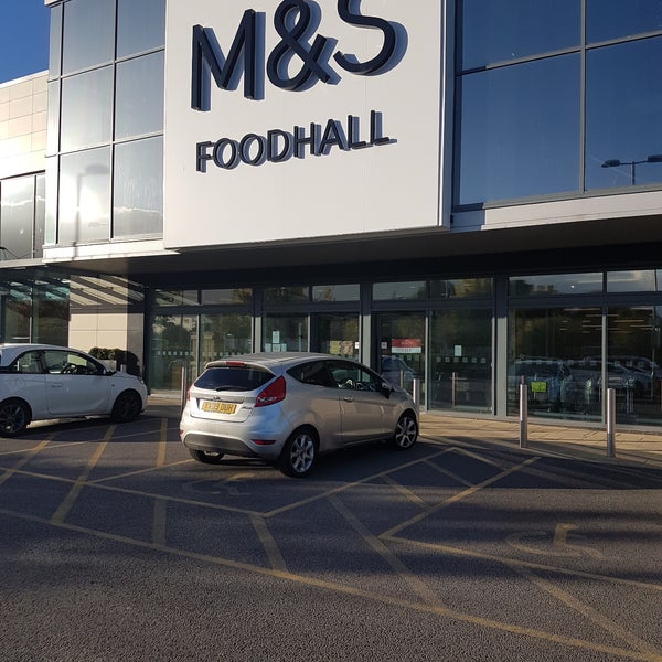 M S Foodhall Grocery Store In Hull