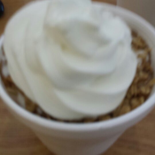 6/25/2014にMelissa M. M.がCounter Culture Frozen Yogurt - Slidellで撮った写真
