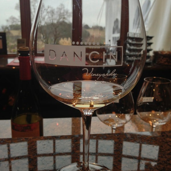 Photo taken at Dancin Vineyards by Shelly A. on 2/22/2013