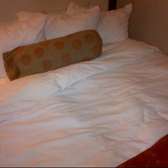 รูปภาพถ่ายที่ Aava Whistler Hotel โดย R เมื่อ 12/17/2012