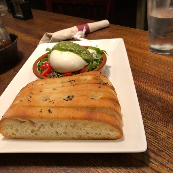 12/4/2017 tarihinde Rohan G.ziyaretçi tarafından Patxi&#39;s Pizza'de çekilen fotoğraf