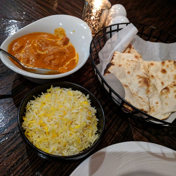 Снимок сделан в Spice Affair Beverly Hills Indian Restaurant пользователем Yurij B. 1/20/2019
