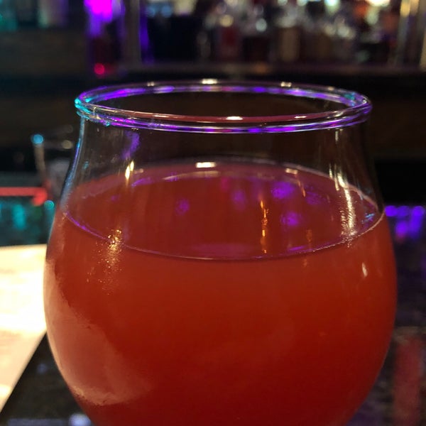 Photo taken at New England&#39;s Tap House Grille by Jeff R. on 5/31/2019