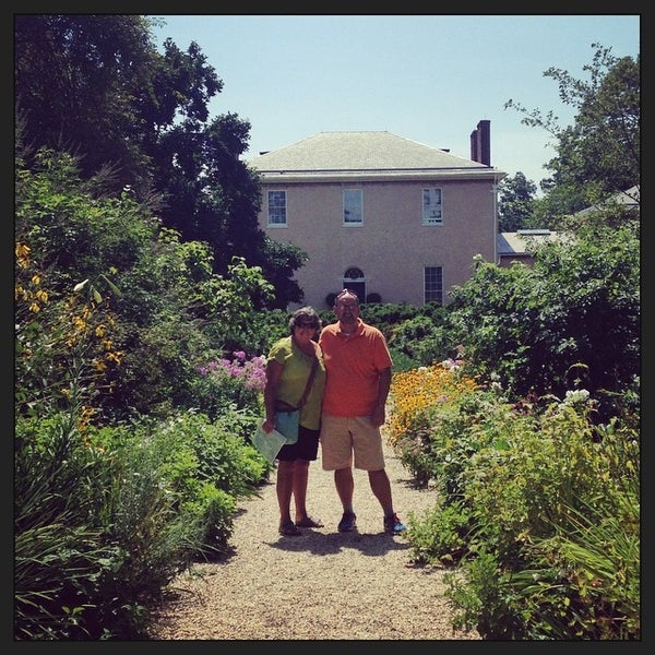8/17/2014 tarihinde Laura M.ziyaretçi tarafından Tudor Place Historic House and Garden'de çekilen fotoğraf