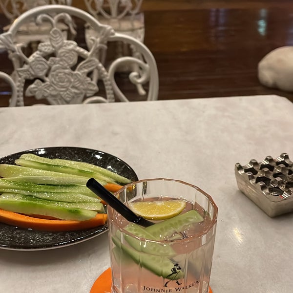 Foto scattata a Şinasi Cafe &amp; Bar &amp; Restaurant da Mustafa P. il 11/16/2021