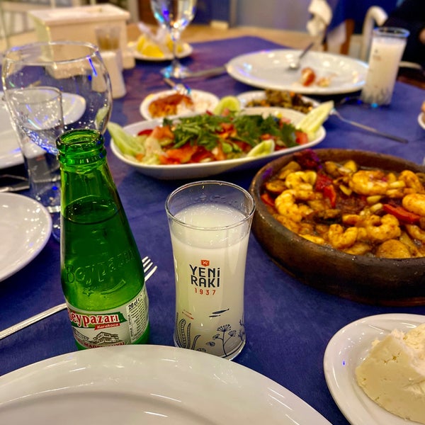 Foto scattata a Lagos Balık Restaurant da Mustafa P. il 10/25/2021
