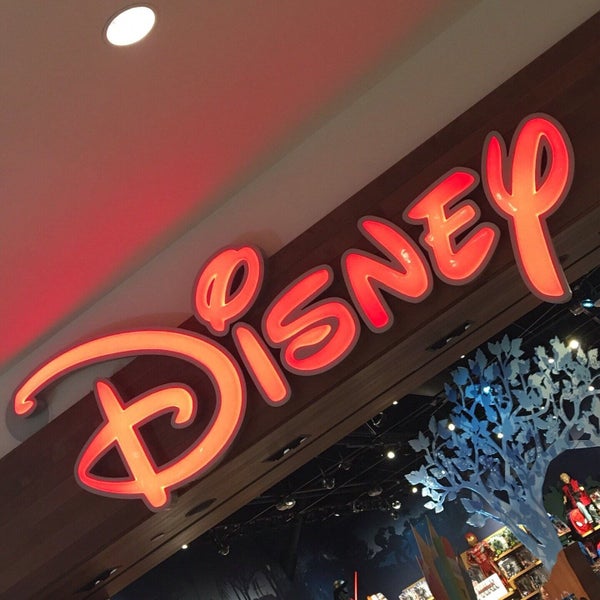 Disney Store Toy Game Store In Brea