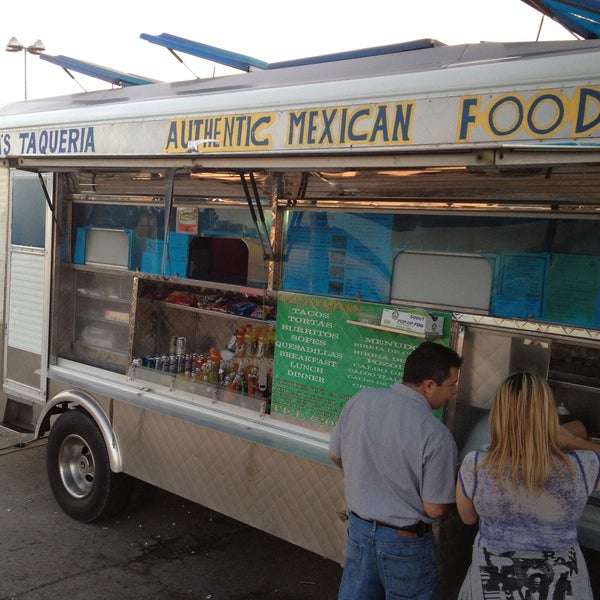 Tacos La Esmeralda Food Truck