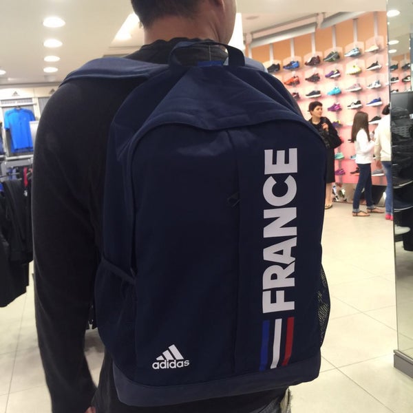 Магазин адидас в тбилиси. Adidas armenia кроссовки. Магазин адидас в ереване. Адидас ереван. Адидас армения.