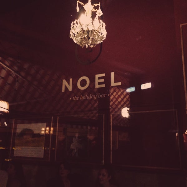 รูปภาพถ่ายที่ Noel โดย Angeliki D. เมื่อ 6/12/2015