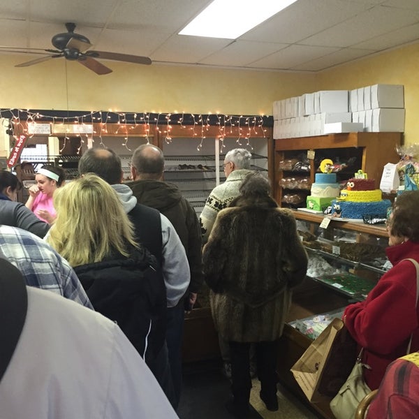 Benny's Bakery 111 W Michigan Ave