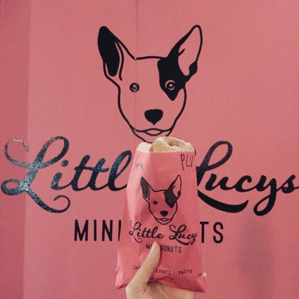 12/10/2017에 Sara C.님이 Little Lucy&#39;s Mini Donuts에서 찍은 사진