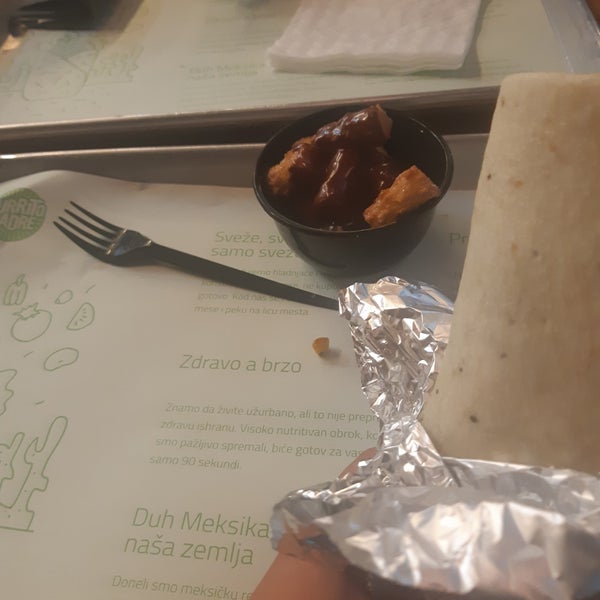 Foto tirada no(a) Burrito Madre por Matija D. em 9/7/2019