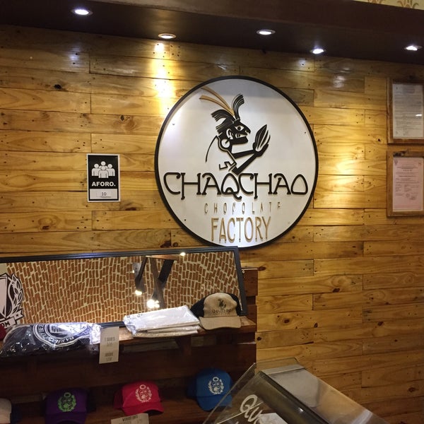 Photo taken at Chaqchao Organic Chocolates by Nao on 10/15/2017