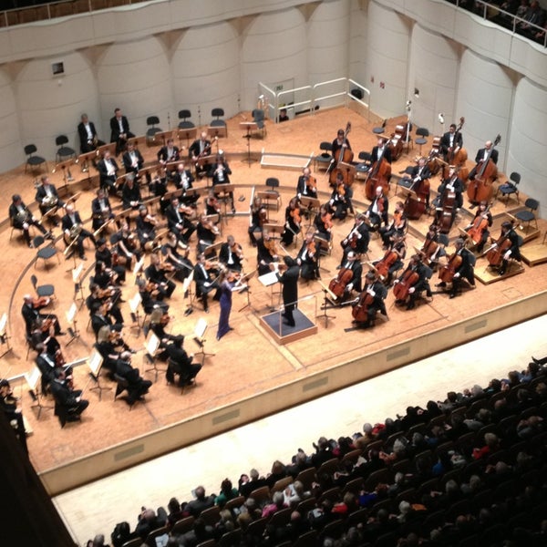 Photo taken at Konzerthaus Dortmund by Niklas W. on 3/9/2013