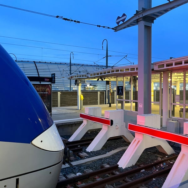 4/26/2023にFrank K.がGare SNCF d&#39;Avignon TGVで撮った写真