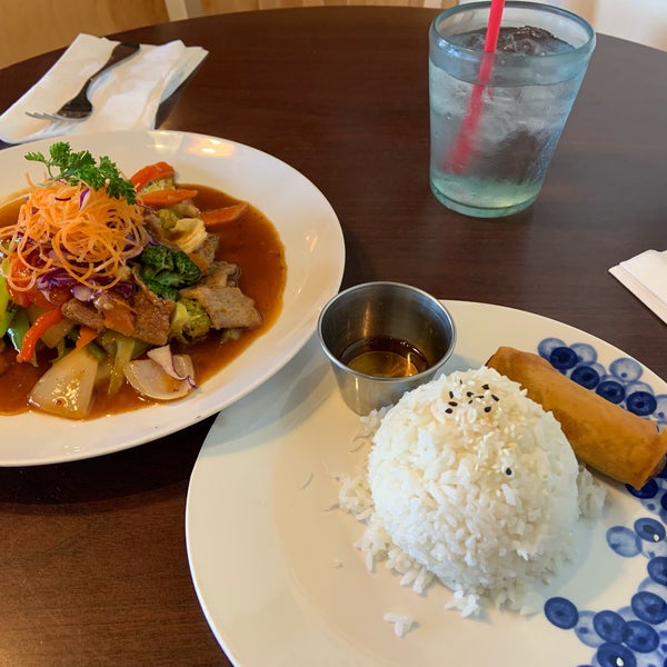 Photo taken at Foo&#39;s Asian Grill &amp; Bubble Tea by Charles R. on 7/20/2019