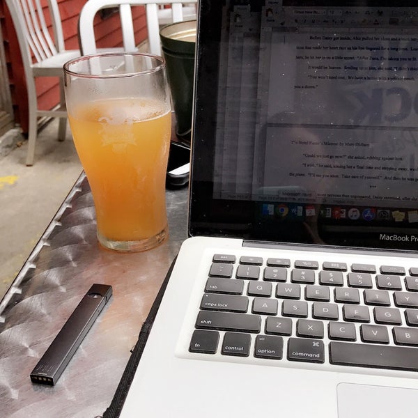 Ale 'N' Wich Pub Pub