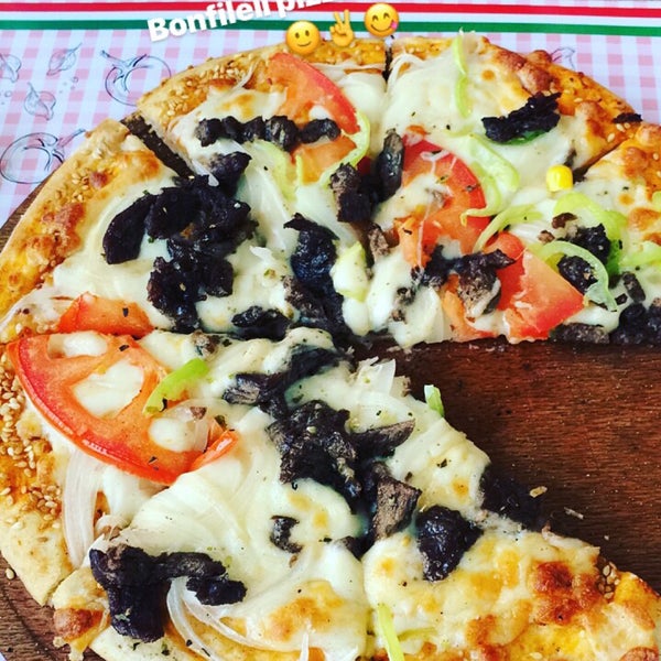 9/17/2017에 Adem A.님이 Pizza Palermo 2 GO에서 찍은 사진