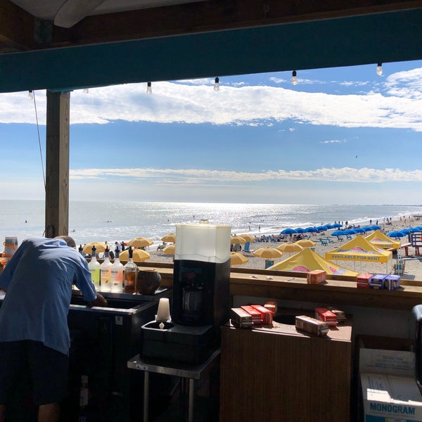 Foto diambil di Cocoa Beach Pier oleh Marc B. pada 12/31/2019