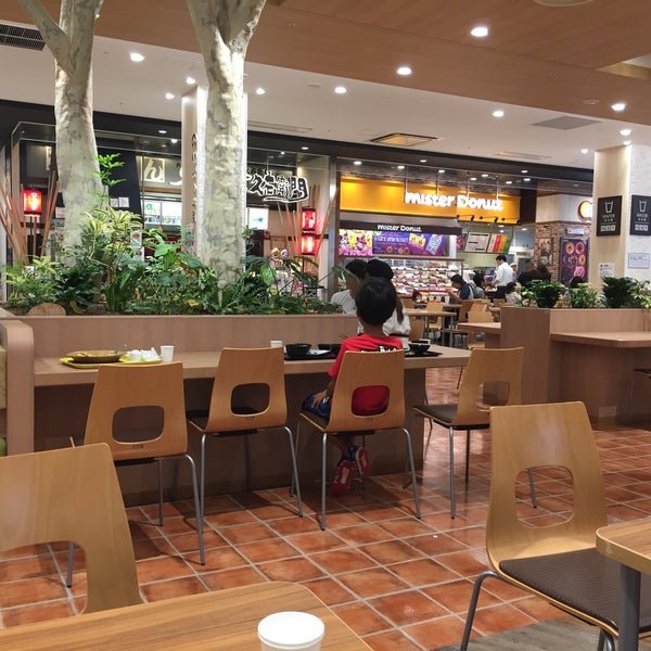 Fotos En Komorebi Dining コモレビダイニング イオンモール四條畷 フードコート Patio De Comidas En 四條畷 寝屋川