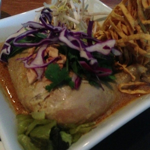 Das Foto wurde bei SPIN Modern Thai Cuisine von Ken am 5/28/2013 aufgenommen