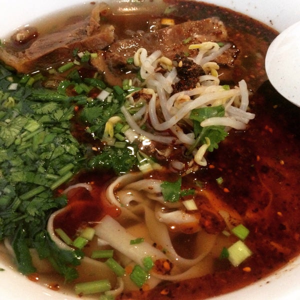 Снимок сделан в Xian Sushi &amp; Noodle пользователем Ken 1/18/2015