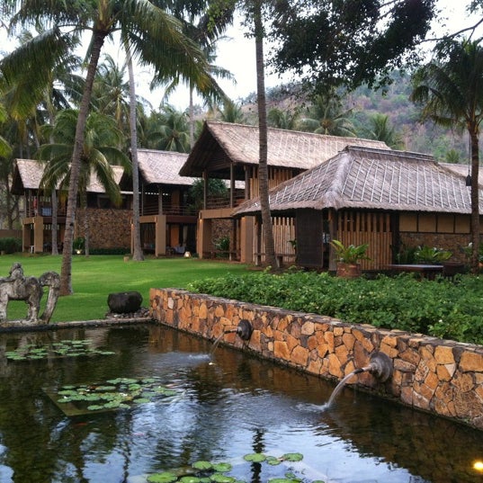 Photo taken at Jeeva Klui Resort by Harsya P. on 10/19/2012
