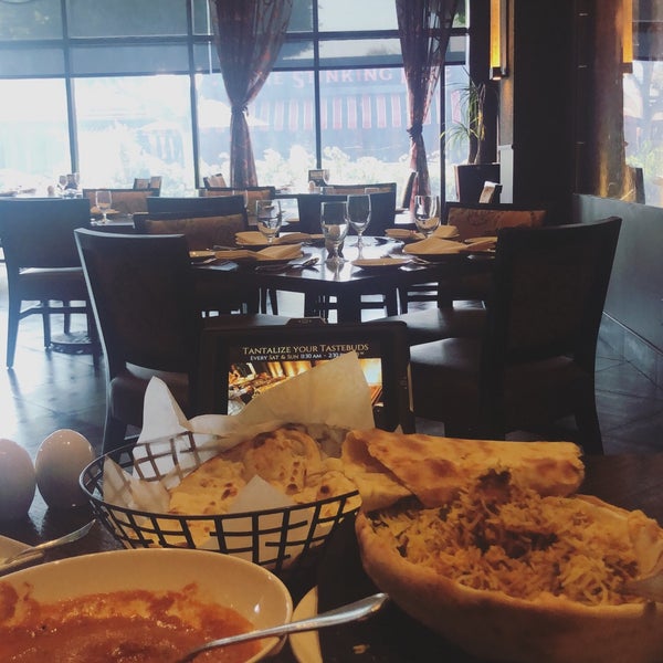 Снимок сделан в Spice Affair Beverly Hills Indian Restaurant пользователем 🌸 :. 10/25/2018