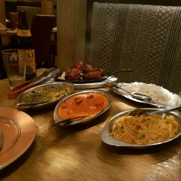 11/7/2016 tarihinde Sara Q.ziyaretçi tarafından Anarkali Indian Restaurant'de çekilen fotoğraf