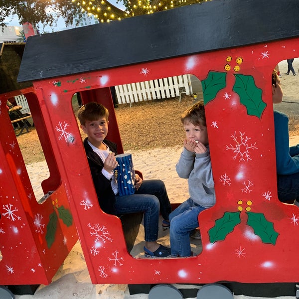 Coral Gables Christmas Park 2022 Coral Gables Christmas Park - Park In Miami