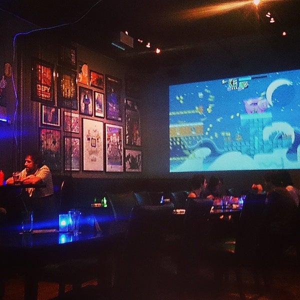 รูปภาพถ่ายที่ EXP Restaurant + Bar โดย Maurice M. เมื่อ 8/20/2014