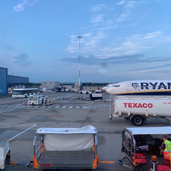 7/26/2019 tarihinde Mark W.ziyaretçi tarafından East Midlands Airport (EMA)'de çekilen fotoğraf