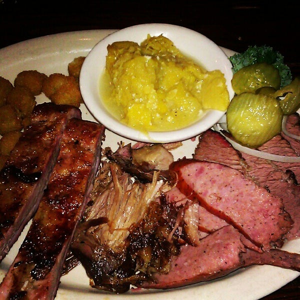 gabby's roadhouse bbq
