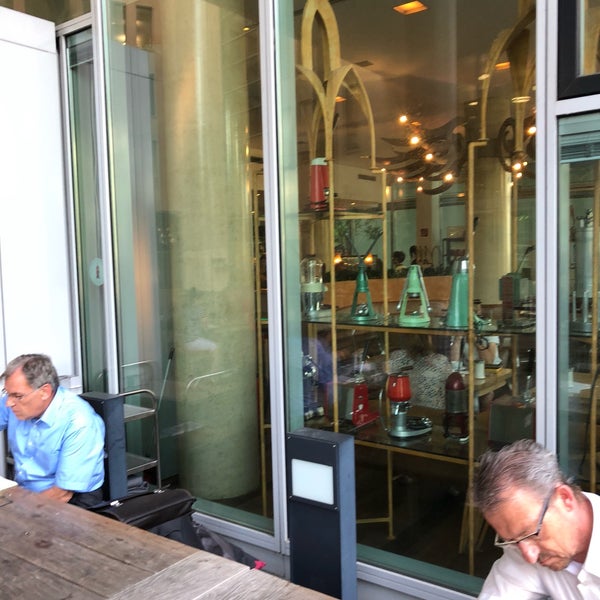 5/29/2018 tarihinde Ludwig P.ziyaretçi tarafından Dritan Alsela Coffee'de çekilen fotoğraf