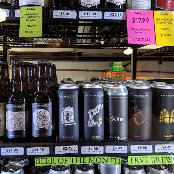Photo taken at Mr B&#39;s Wine &amp; Spirits by Will S. on 3/16/2019