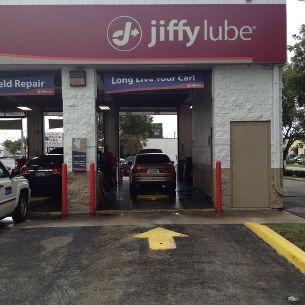 Jiffy Lube Automotive Repair Shop in West Palm Beach