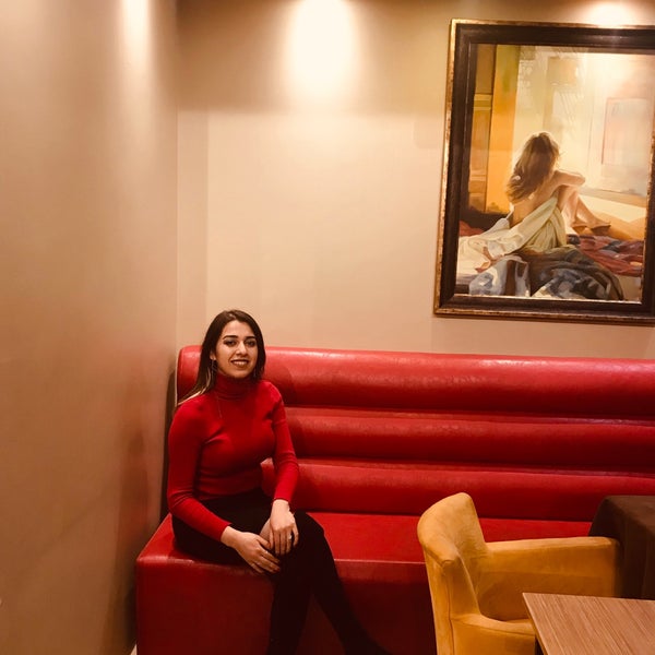 Photo taken at Vera Cafe by Sümeyye B. on 12/4/2018