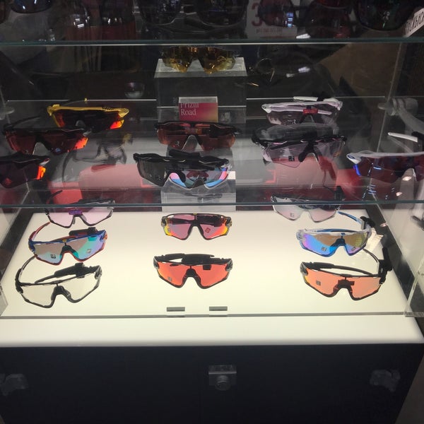 oakley vault orlando