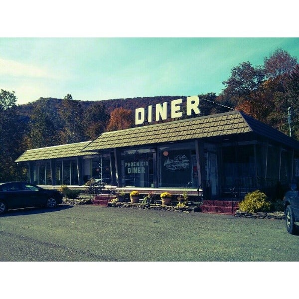 Photo prise au Phoenicia Diner par Richard Alexander C. le10/9/2013