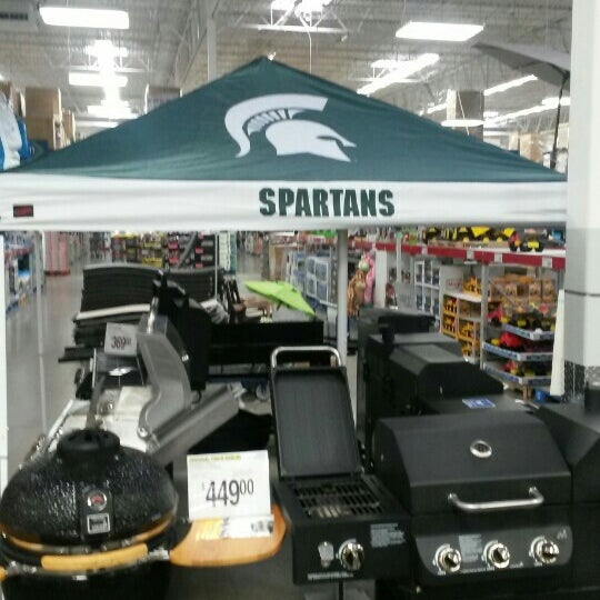 Photos at Sam's Club Roseville, MI