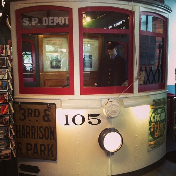 8/17/2013 tarihinde Kae S.ziyaretçi tarafından San Francisco Railway Museum'de çekilen fotoğraf