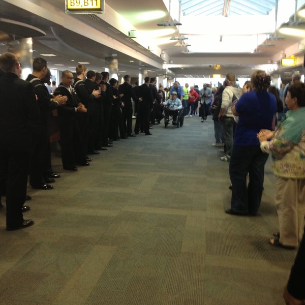 BWI Gate B12 4 tips from 1339 visitors