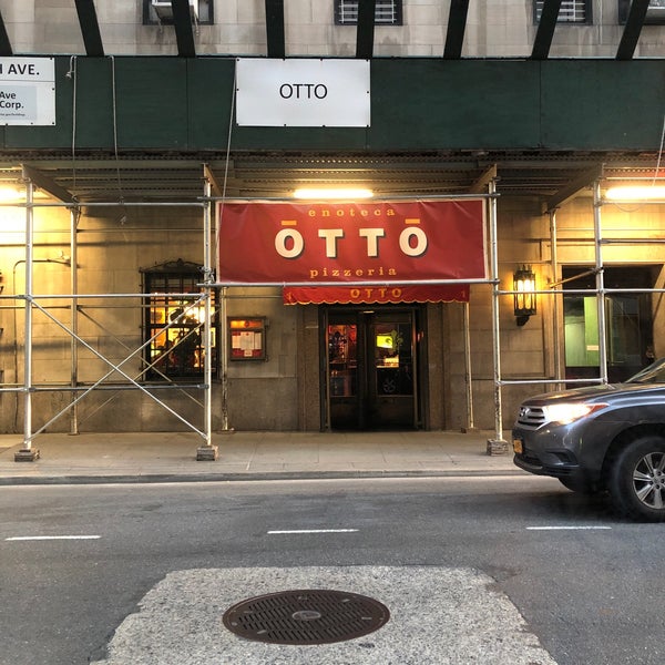 Photo taken at Otto Enoteca Pizzeria by Dan K. on 8/31/2019