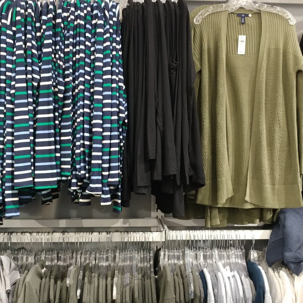 Gap Factory Store Commerce CA