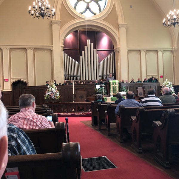 Foto diambil di Saint Mark United Methodist Church of Atlanta oleh Frank A. pada 10/28/2018